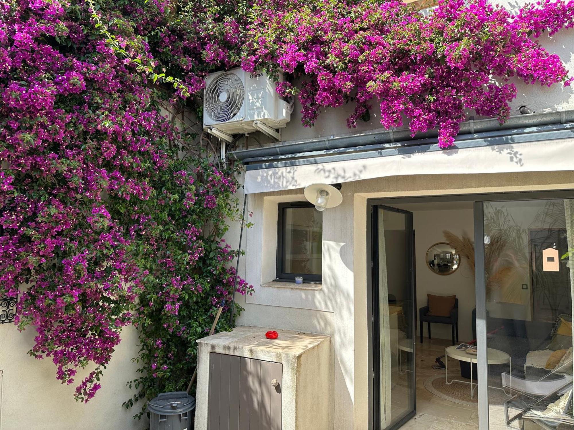 Appartements 3 Etoiles Terrasse Ou Patio Intra-Muros เอก-มอร์ต ภายนอก รูปภาพ